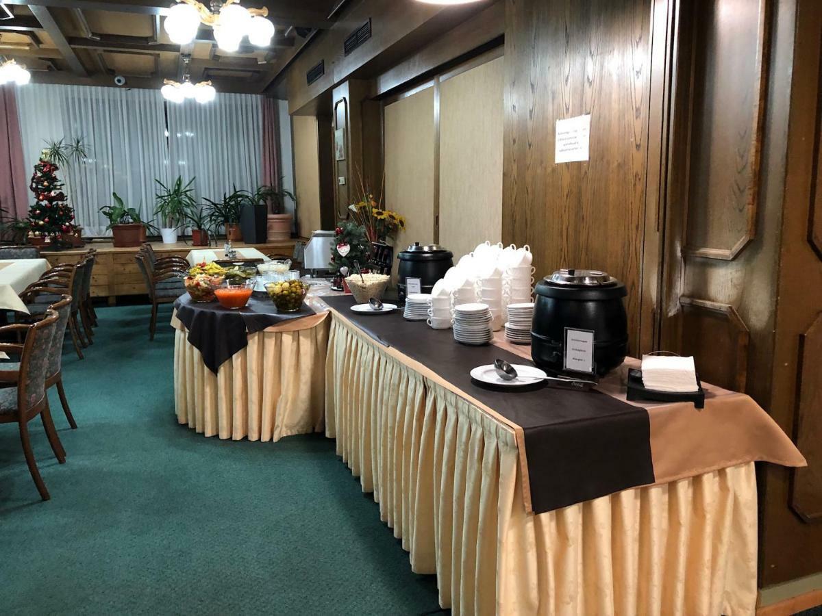 Sporthotel Am Oetscher 拉肯霍夫 外观 照片